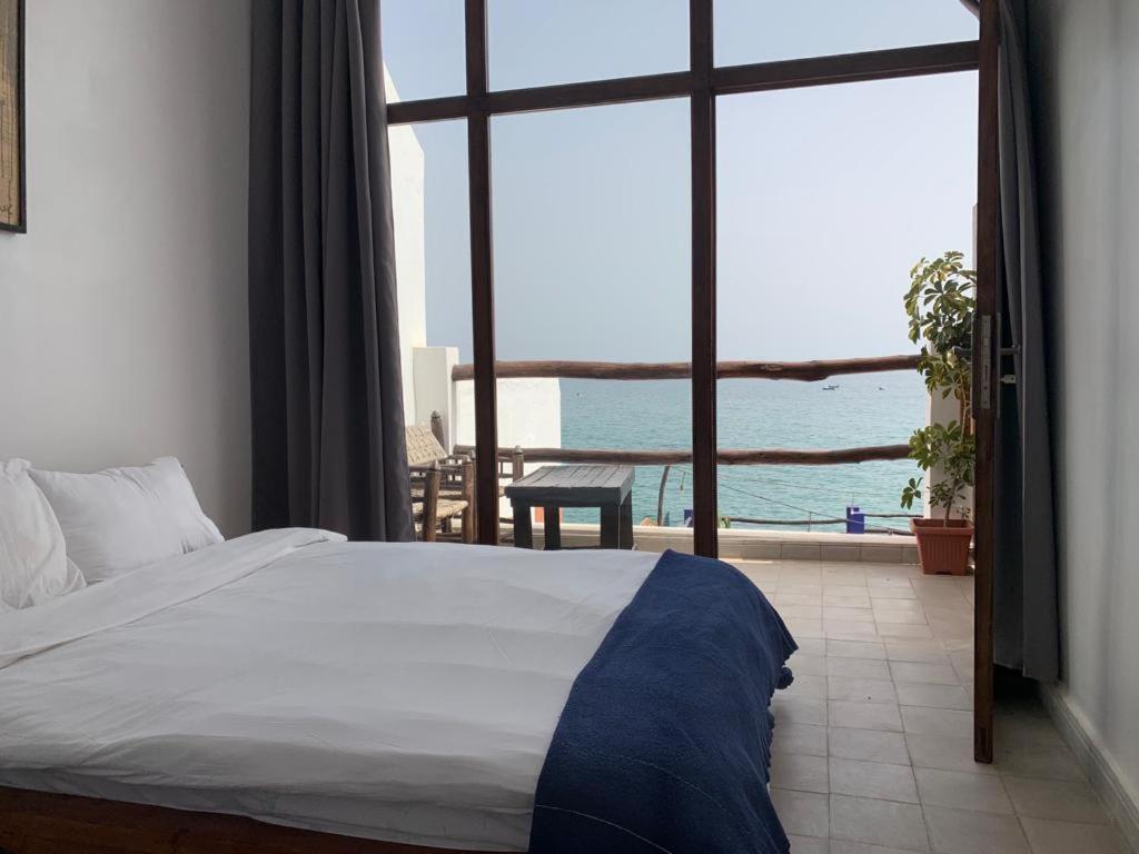 Oceana Surf Camp Hotel ทากาเซาท์ ภายนอก รูปภาพ
