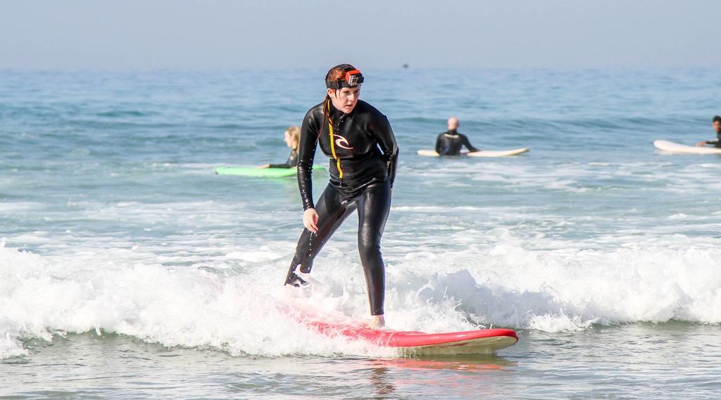 Oceana Surf Camp Hotel ทากาเซาท์ ภายนอก รูปภาพ